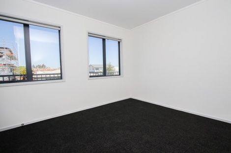 Photo of property in 4/200 Old Farm Road, Hamilton East, Hamilton, 3216