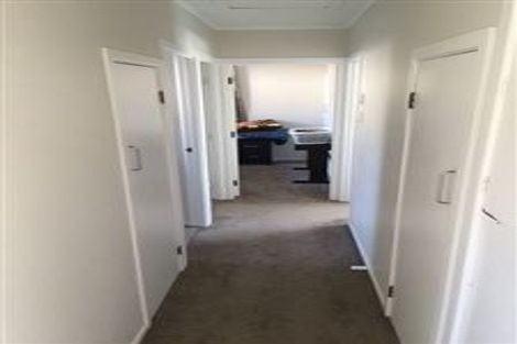 Photo of property in 10 Kaikoura Street, Henderson, Auckland, 0612