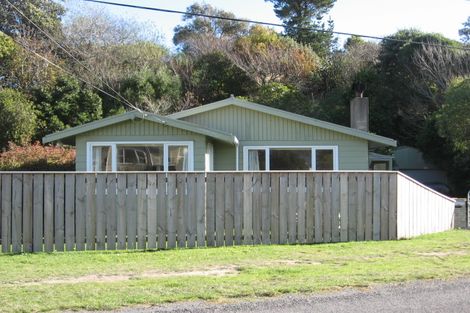 Photo of property in 8 Dell Road, Raumati South, Paraparaumu, 5032
