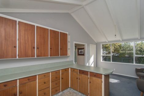 Photo of property in 16 Godley Place, Oceanview, Timaru, 7910