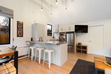 Photo of property in 24 Wiltshire Street, Arrowtown, 9302