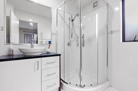 Photo of property in 28 Malahide Drive, Flat Bush, Auckland, 2019