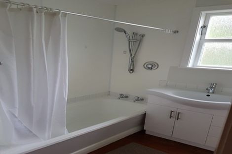 Photo of property in 120 Campbell Street, Karori, Wellington, 6012