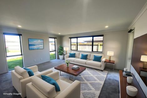 Photo of property in 13 Glennron Lane, Waiuku, 2123