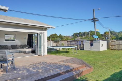 Photo of property in 319 Estuary Road, South New Brighton, Christchurch, 8062