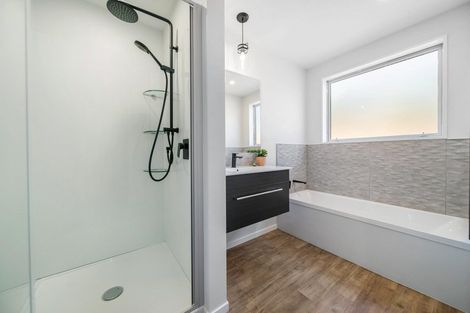 Photo of property in 8 Chadlington Way, Lower Shotover, Queenstown, 9304