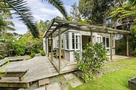 Photo of property in 227 Godley Road, Titirangi, Auckland, 0604