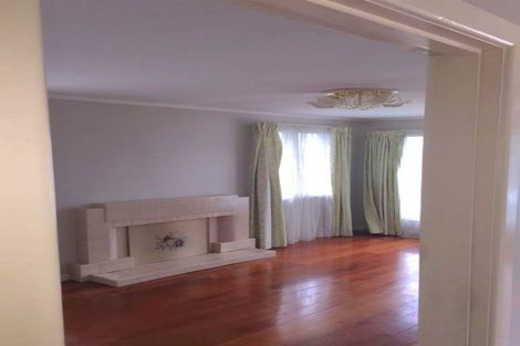 Photo of property in 54 Hayr Road, Three Kings, Auckland, 1042