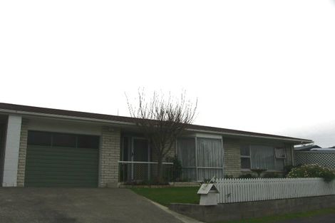 Photo of property in 2 Waltham Court, Cloverlea, Palmerston North, 4412