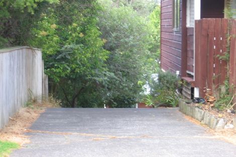 Photo of property in 2/81 Fairclough Road, Beach Haven, Auckland, 0626
