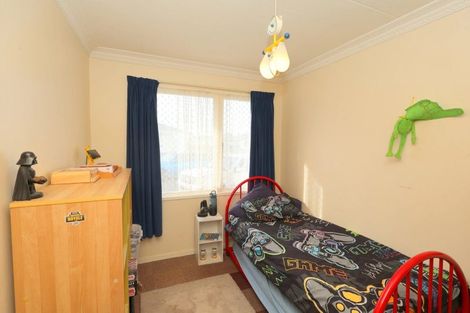 Photo of property in 2 Dundee Street, Strathern, Invercargill, 9812