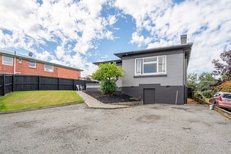 Photo of property in 35 Avenue Road, West End, Timaru, 7910