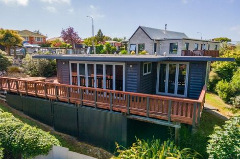 Photo of property in 34 Hill View Crescent, Highfield, Timaru, 7910