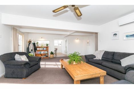 Photo of property in 1b Oak Avenue, Nawton, Hamilton, 3200