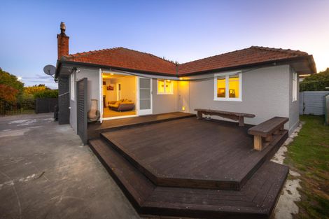 Photo of property in 921 Upper Main Street, Roslyn, Palmerston North, 4414