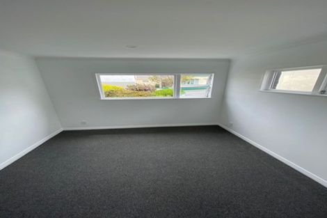 Photo of property in 1/17 The Parade, Island Bay, Wellington, 6023