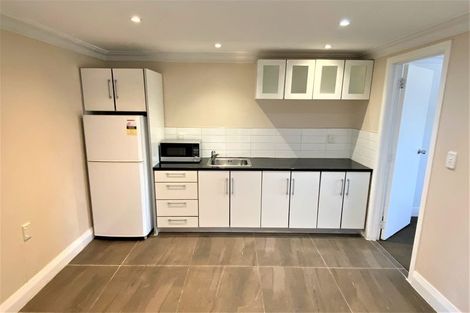 Photo of property in 1/142 Clovelly Road, Bucklands Beach, Auckland, 2012