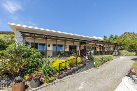 Photo of property in 639 Puketapu Road, Puketapu, Napier, 4183
