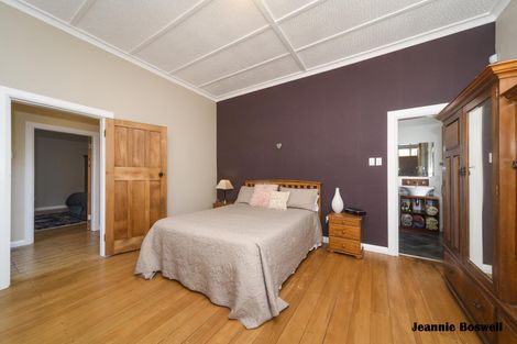 Photo of property in 122 Linton Street, West End, Palmerston North, 4410