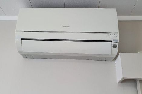 Photo of property in 3/7 Davies Street, Tawa, Wellington, 5028