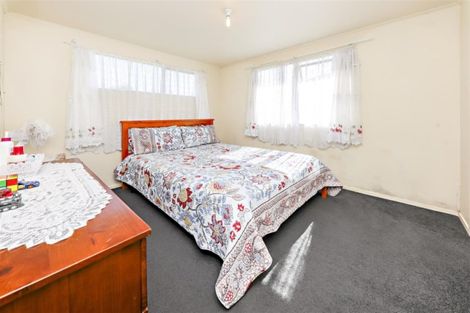 Photo of property in 2/18 Norrie Smith Avenue, Flat Bush, Auckland, 2023