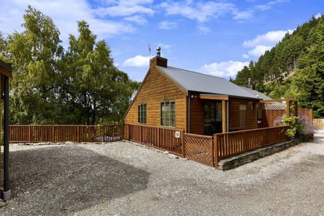 Photo of property in 2a Reavers Lane, Queenstown, 9300