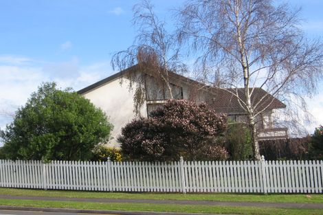 Photo of property in 99 Everglade Drive, Totara Heights, Auckland, 2105