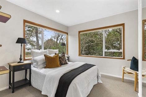 Photo of property in 13 Seymour Road, Mellons Bay, Auckland, 2014