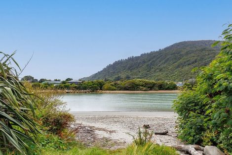 Photo of property in 27 Dole Street, Ngakawau, 7824