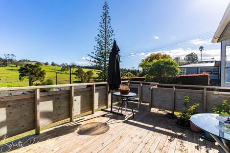 Photo of property in 15 Ash Grove, Maungaturoto, 0520