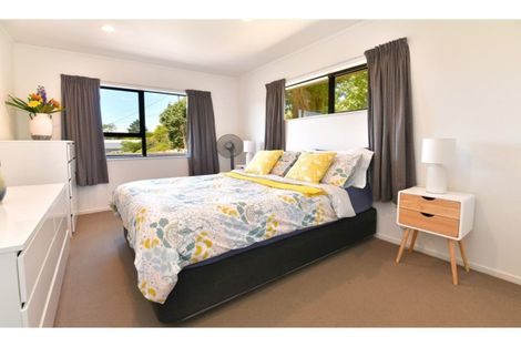 Photo of property in 360a Whangaparaoa Road, Stanmore Bay, Whangaparaoa, 0932