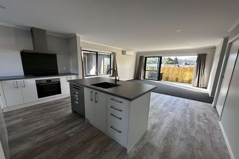 Photo of property in 8/64 Glen Road, Stokes Valley, Lower Hutt, 5019