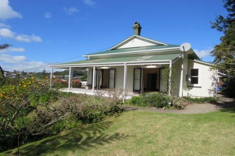 Photo of property in 84 Brougham Street, New Plymouth, 4310