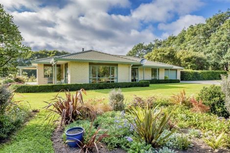 Photo of property in 98 Taylors Road, Otaki, 5583