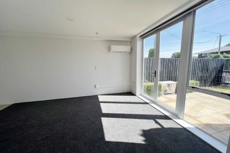 Photo of property in 2/35 Craven Street, Sockburn, Christchurch, 8042