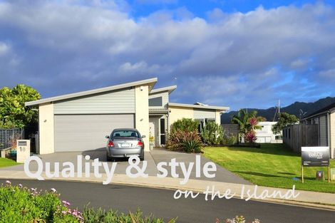 Photo of property in 18 Roseberry Place, Whitianga, 3510