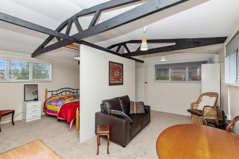 Photo of property in 28 Newham Place, Henderson, Auckland, 0612