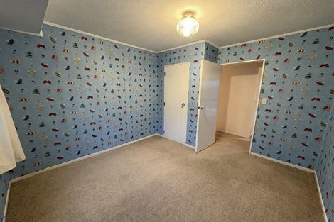 Photo of property in 60 Montgomery Avenue, Karori, Wellington, 6012