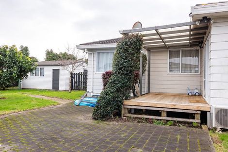 Photo of property in 2/17 Trimdon Street, Randwick Park, Auckland, 2105