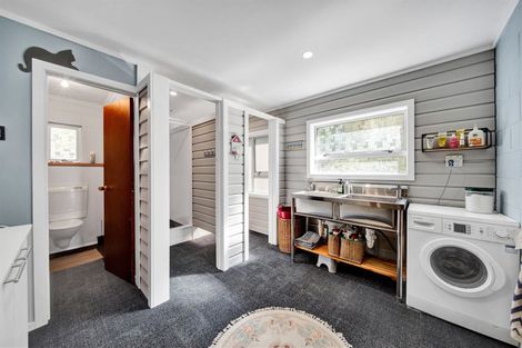 Photo of property in 33 Whakapaki Street, Urenui, 4375