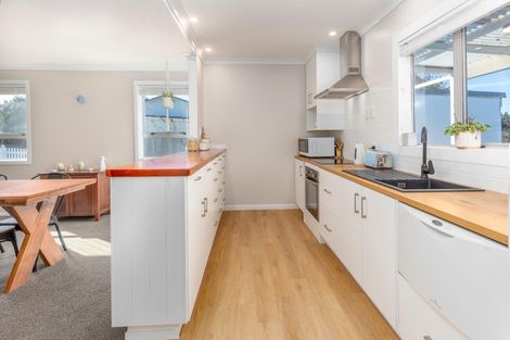 Photo of property in 11 France Street, Waiuku, 2123