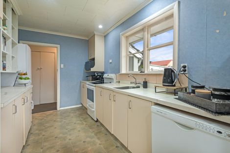 Photo of property in 4 Hinton Place, Roslyn, Palmerston North, 4414