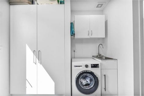 Photo of property in 163a Marine Parade, New Brighton, Christchurch, 8083