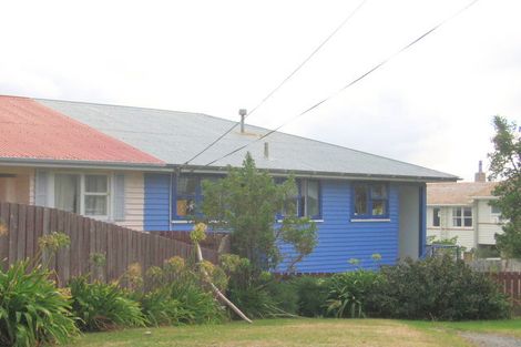 Photo of property in 50 Ahuriri Street, Strathmore Park, Wellington, 6022