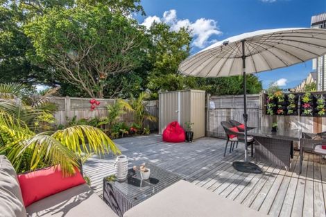 Photo of property in 8/11 The Avenue, Albany, Auckland, 0632
