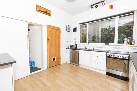 Photo of property in 100 Maryhill Terrace, Maryhill, Dunedin, 9011