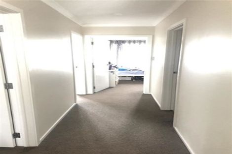 Photo of property in 9 Panakenake Way, Flat Bush, Auckland, 2019