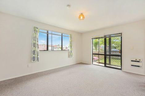 Photo of property in 147a Clarence Street, Riccarton, Christchurch, 8011