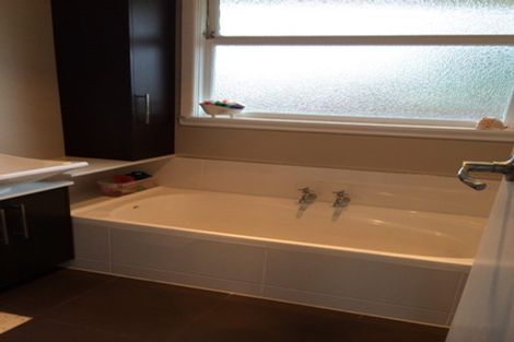 Photo of property in 14 Cherryburton Place, Shirley, Christchurch, 8013