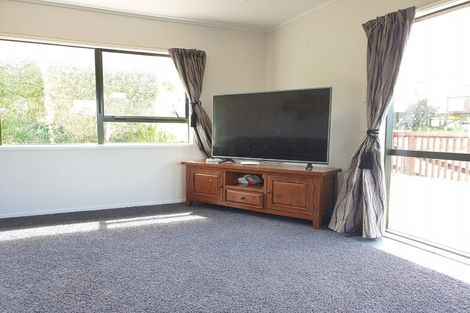 Photo of property in 13/199 Birdwood Road, Massey, Auckland, 0614